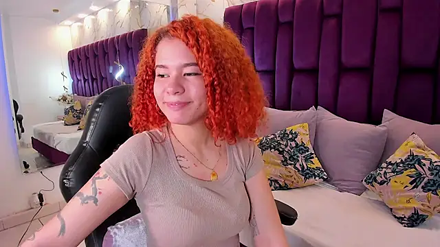 Snapshot of avrilwaynee chatting on 20, 11, 2025 avrilwaynee online show from 20, 11, 2025