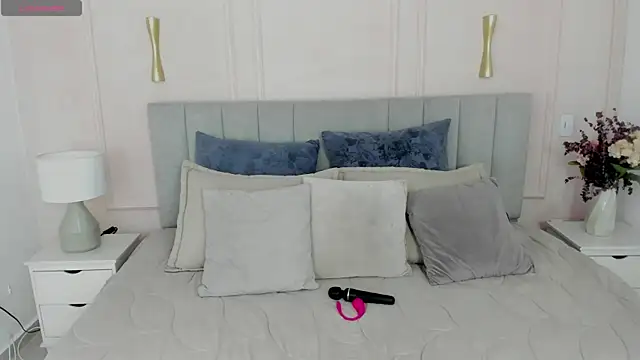 Dulce emi online show from 17, 4, 2026