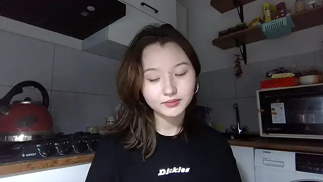 DeenaCaho online show from 23, 11, 2025