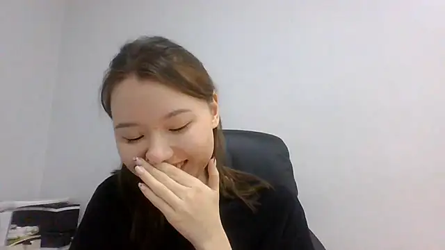 DeenaCaho online show from 28, 11, 2025