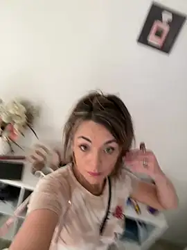 Snapshot of miatate chatting on 24, 2, 2026 miatate online show from 24, 2, 2026