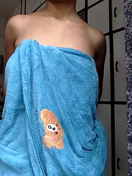 sexy lelina online show from 4, 4, 2026