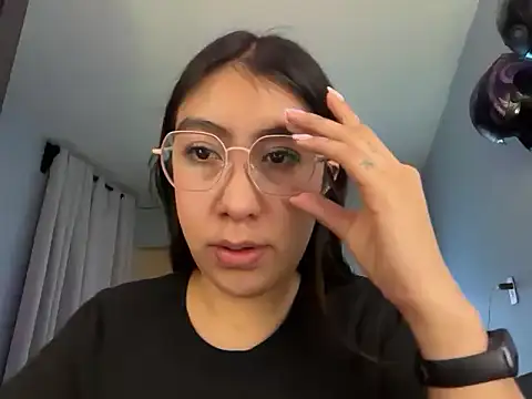 Snapshot of BabiSander11 chatting on 25, 11, 2025 BabiSander11 online show from 25, 11, 2025