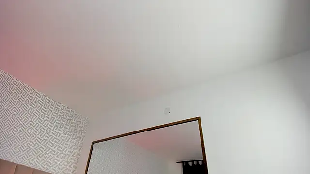 Snapshot of Sasha_Wolff chatting on 5, 3, 2026 Sasha Wolff online show from 5, 3, 2026