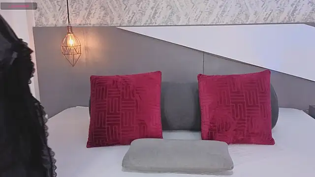 Snapshot of Sasha_Wolff chatting on 15, 4, 2026 Sasha Wolff online show from 15, 4, 2026