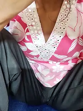 Snapshot of Asha_devi90 chatting on 12, 4, 2026 Asha devi90 online show from 12, 4, 2026