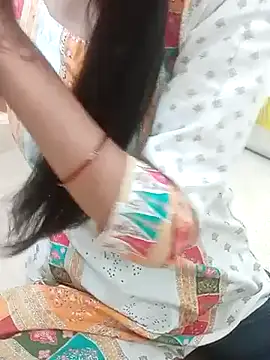 Snapshot of Asha_devi90 chatting on 18, 4, 2026 Asha devi90 online show from 18, 4, 2026