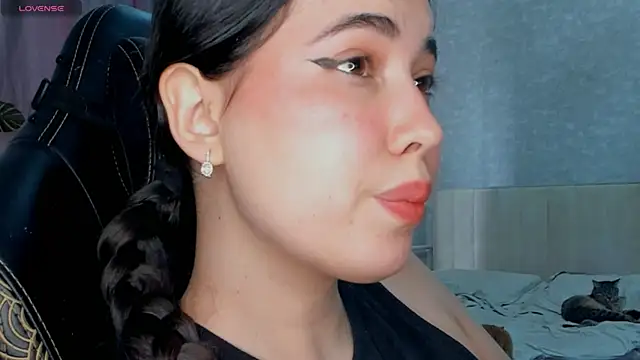 Snapshot of Diara_1an chatting on 18, 4, 2026 Diara 1an online show from 18, 4, 2026