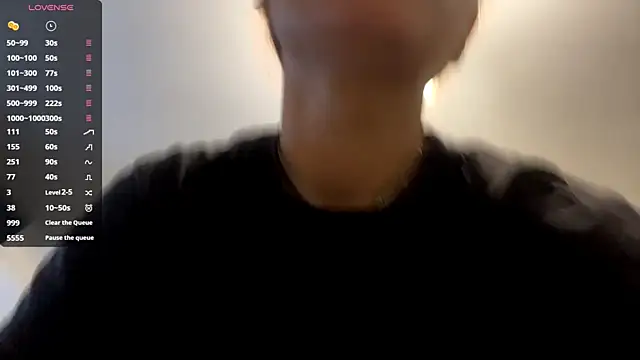 Snapshot of CleoSayres chatting on 17, 12, 2025 CleoSayres online show from 17, 12, 2025