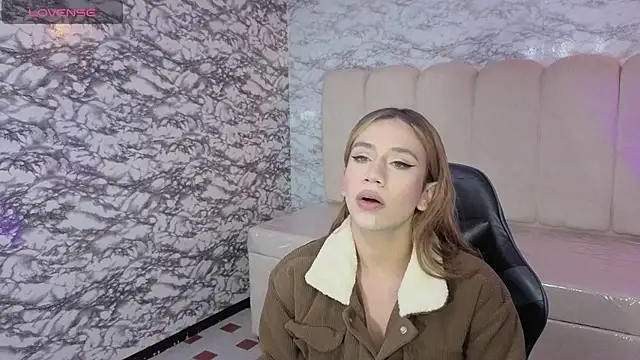 Evy Luxx v online show from 7, 2, 2026