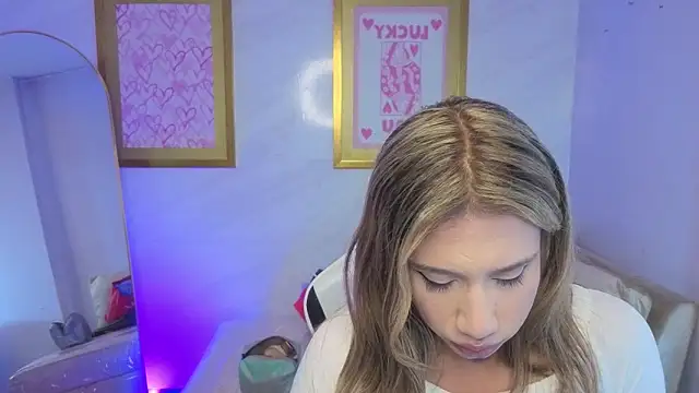 Evy Luxx v online show from 17, 3, 2026