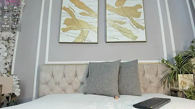 Gia ricci  online show from 11, 1, 2026