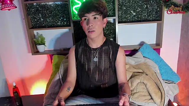 Angeldust19 online show from 20, 11, 2025