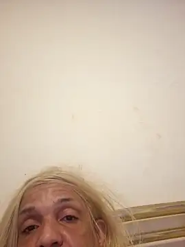 debora3 online show from 20, 2, 2026