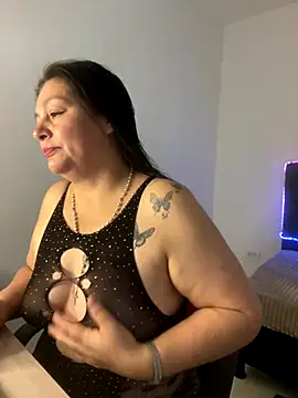 SAMANTHA EF online show from 1, 12, 2025