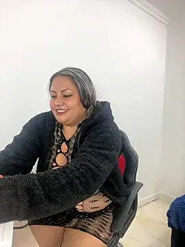 Snapshot of DALILA_EF chatting on 4, 12, 2025 DALILA EF online show from 4, 12, 2025