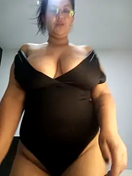 Snapshot of CelesteAlvarez1989 chatting on 8, 4, 2026 CelesteAlvarez1989 online show from 8, 4, 2026