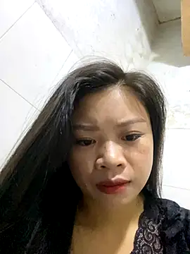 Snapshot of sara-xx chatting on 15, 11, 2025 sara-xx online show from 15, 11, 2025