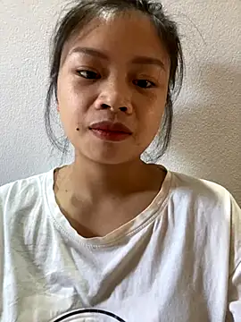 sara-xx online show from 26, 11, 2025