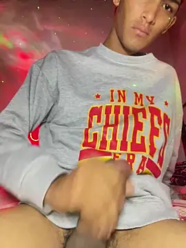 Snapshot of Luigi_cumming1 chatting on 6, 4, 2026 Luigi cumming1 online show from 6, 4, 2026