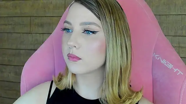 TinnaBurton online show from 11, 3, 2026