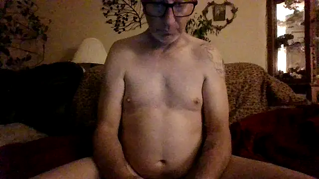Snapshot of longsmooth4u chatting on 23, 4, 2026 longsmooth4u online show from 23, 4, 2026
