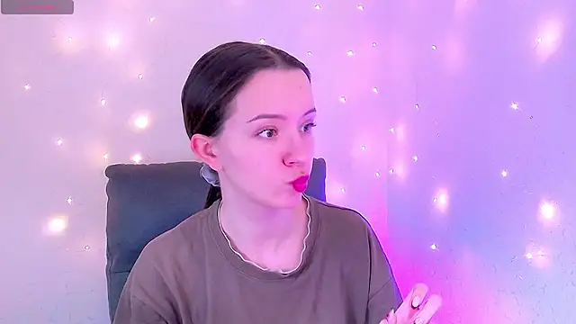 Snapshot of BellaVelure6767 chatting on 22, 3, 2026 BellaVelure6767 online show from 22, 3, 2026