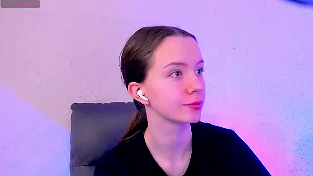 Snapshot of BellaVelure6767 chatting on 15, 4, 2026 BellaVelure6767 online show from 15, 4, 2026