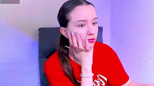 Snapshot of BellaVelure6767 chatting on 25, 4, 2026 BellaVelure6767 online show from 25, 4, 2026