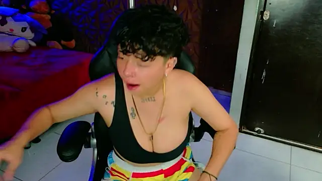 lunabustygirl online show from 15, 2, 2026