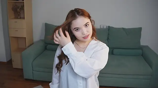 Snapshot of BetseyLaszlo chatting on 26, 11, 2025 BetseyLaszlo online show from 26, 11, 2025