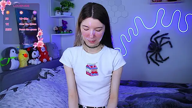 Snapshot of Emmie_shy chatting on 5, 3, 2026 Emmie shy online show from 5, 3, 2026