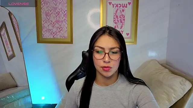 Snapshot of Maleja_v_ chatting on 26, 11, 2025 Maleja v online show from 26, 11, 2025