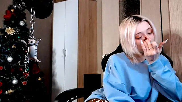 SophiaLur online show from 13, 1, 2026