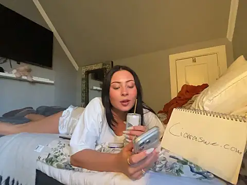 Snapshot of Lockig chatting on 27, 4, 2026 Lockig online show from 27, 4, 2026