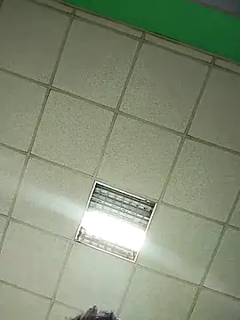 Snapshot of platone09 chatting on 5, 11, 2025 platone09 online show from 5, 11, 2025