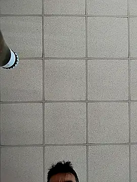 Snapshot of platone09 chatting on 28, 11, 2025 platone09 online show from 28, 11, 2025