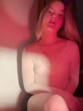 Snapshot of Josefinswe chatting on 26, 11, 2025 Josefinswe online show from 26, 11, 2025