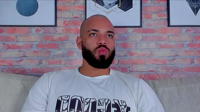 Snapshot of Chris_Varden chatting on 16, 3, 2026 Chris Varden online show from 16, 3, 2026