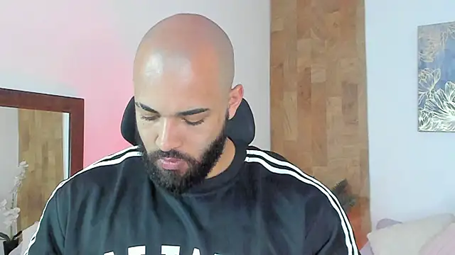 Snapshot of Chris_Varden chatting on 1, 4, 2026 Chris Varden online show from 1, 4, 2026