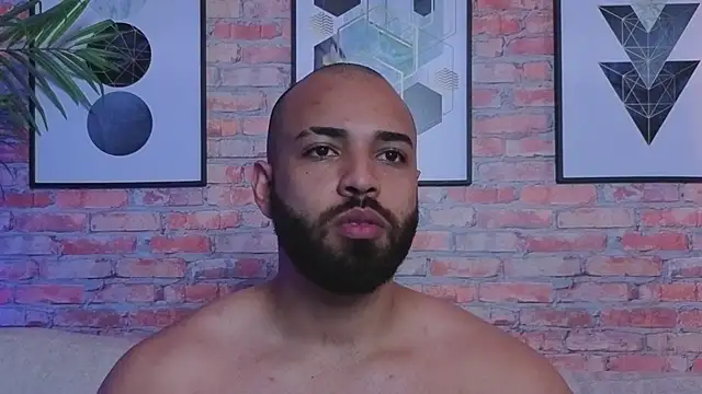 Snapshot of Chris_Varden chatting on 13, 4, 2026 Chris Varden online show from 13, 4, 2026