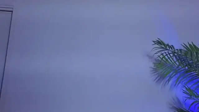 Snapshot of Chris_Varden chatting on 15, 4, 2026 Chris Varden online show from 15, 4, 2026