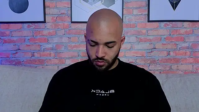 Snapshot of Chris_Varden chatting on 23, 4, 2026 Chris Varden online show from 23, 4, 2026