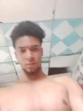 Snapshot of Rich_Boy_Activ chatting on 16, 11, 2025 Rich Boy Activ online show from 16, 11, 2025