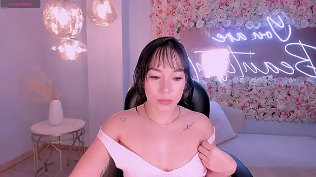 ZaraKafruni online show from 16, 2, 2026