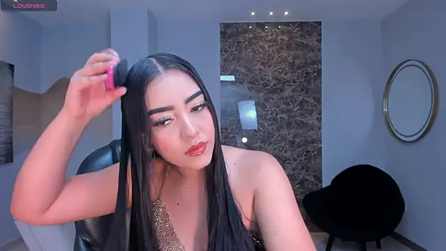 SophieLanne online show from 18, 12, 2025