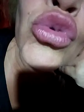 Snapshot of Tatitahot69 chatting on 22, 11, 2025 Tatitahot69 online show from 22, 11, 2025