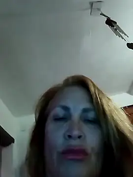 Snapshot of Tatitahot69 chatting on 28, 11, 2025 Tatitahot69 online show from 28, 11, 2025