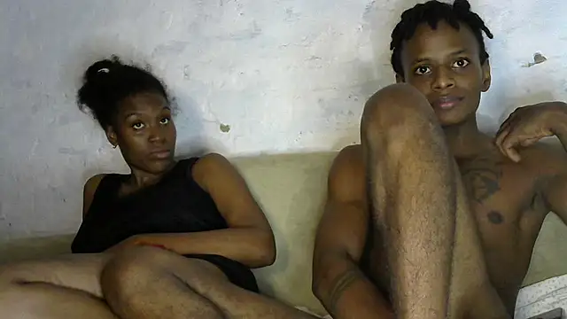 Snapshot of Mari_clau_hot chatting on 15, 11, 2025 Mari clau hot online show from 15, 11, 2025