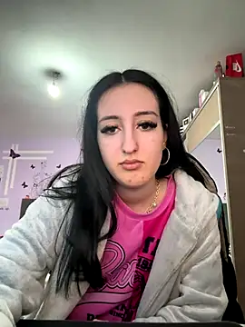 Snapshot of elenaalena chatting on 18, 12, 2025 elenaalena online show from 18, 12, 2025